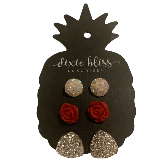 Dixie Bliss Earrings Silver White Sparkly Roses New - Picture 1 of 5